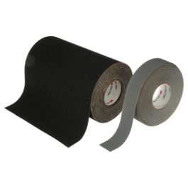 3MT Safety WalkT 310 Medium Resilient Black, 48 in x 120 ft, Glued