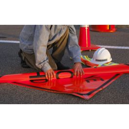 3M™ Diamond Grade™ Roll-up Sign Sheeting RS24, Fluorescent Orange, 30 in x 30 in ea